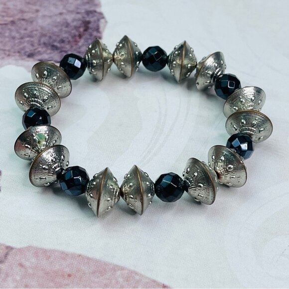 Beaded Bracelet Blue Silver Colors - Picture 2 of 7